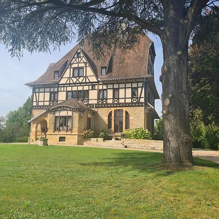 Manoir De La Graviere Bed & Breakfast Mouzon  Exterior photo