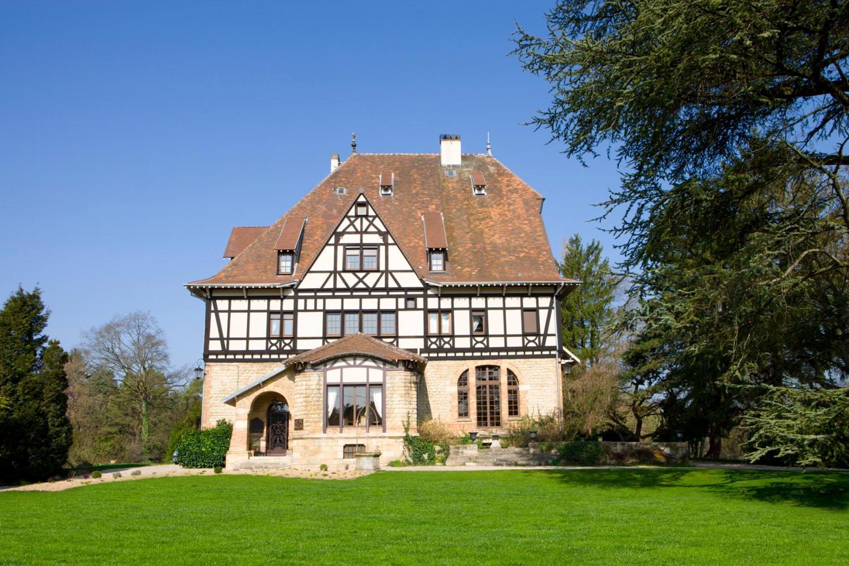 Manoir De La Graviere Bed & Breakfast Mouzon  Exterior photo